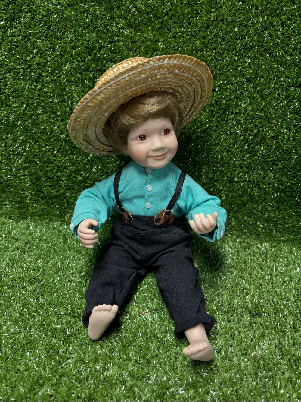 Ashton Drake Galleries "Ethan", 1st in Amish Series, fine porcelain doll